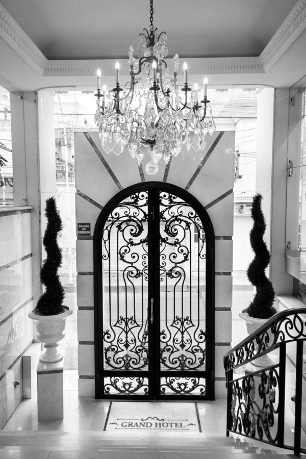 Grand Hotel Tepatitlan Exteriör bild